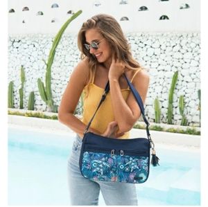 Sakroots crossbody purse...blue